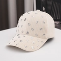 Berretto da baseball beige a coste minimalista con lettere in metallo argentato - Taglia unica / Bianco Sporco