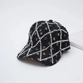 Gorra de béisbol de mezclilla negra desgastada con brillantes diamantes y efecto roto - Talla única / Negro