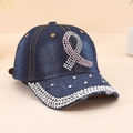 Dunkelblaue Denim-Baseballkappe mit pinkfarbenem Strassband und Silbernieten - Einheitsgröße / Dunkelblau