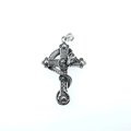 Collana punk gotica in acciaio al titanio con ciondolo a croce con teschio e serpente argento - Solo Ciondolo (Senza Catena)