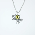 Collana gotica con ciondolo occhio del diavolo, ali di pipistrello e pietra gialla - Pendente Con Catena Come Mostrato / Giallo