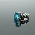 Anello vintage in acciaio inossidabile con gemma blu rettangolare e fascia a sfere su specchio - 7 / Zirconia Blu Chiaro