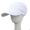 Gorra blanca con textura seersucker sobre cabeza de maniquí para el verano - L(55-58cm) / Blanco