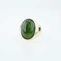 Lussuoso anello in acciaio dorato con una grande pietra verde occhio di gatto ovale - Taglia 7 / Verde Oliva (Tono Oro)