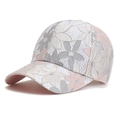 Casquette de baseball élégante en dentelle florale pour femme en maille respirante - Réglable / Rose