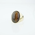 Anello in titanio dorato lucido con grande pietra occhio di gatto marrone ovale per uomo e donna - Taglia 7 / Ambra (Tono Oro)