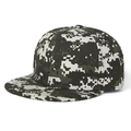 Digital camouflage snapback cap with flat brim, high-quality fabric and 6-panel design - Adjustable / Green Camouflage