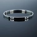 Minimalistischer massiver Edelstahl-Armreif in poliertem Silber für Damen und Herren - 4mm Damen Glatter Stil / Silber