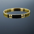 Minimalistischer hochglanzpolierter Gold-Edelstahlarmreif mit seitlichem Verschluss - 4mm Damen Glatter Stil / Gold