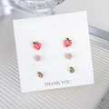 Set di orecchini a perno con ciliegie e fiori rosa con accenti di pesca dorata su carta - Set combinazione pesca e fiori