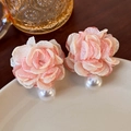Close-up of pink gradient mesh flower earrings with pearls on white ceramic tray - Pink Orange Gradient Pearl (24901)