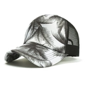 Unisex trucker pet met witte palmboomprint en ademende zwarte mesh aan de achterkant - Eén maat / Zwart