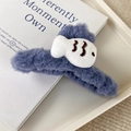 Pinza de pelo de felpa azul con diseño de pez blanco para mujer y niña - Azul Niebla