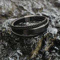Bracciale multistrato in pelle nera intrecciata da uomo con fibbia magnetica in acciaio - Nero