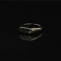 Anello a sigillo minimalista in acciaio inossidabile nero con superficie spazzolata unisex - US 6 / Nero