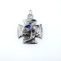 Pendentif tête de mort croix argentée avec pierre bleue pour collier homme style rock - Pendentif uniquement (Sans chaîne)