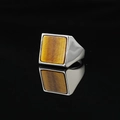 Retro-Herrenring aus Edelstahl mit poliertem quadratischem Tigerauge-Edelstein-Inlay - US 7 / Tigerauge