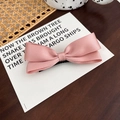 Detail von rosa Satin-Schleifen-Haarspange mit Doppelschicht-Design und Entenschnabelclip - Rosa