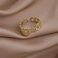 Detalle de anillo ajustable de cadena dorada con circonitas sobre seda - Estilo Cadena de Strass (7# 15906)