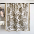 Eleganter Baumwoll-Leinen-Schal mit braunem Blumenmuster auf weißem Grund für Damen - 180x85cm / Hellgrün