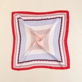 Foulard quadrato in seta satinata rossa e azzurra con motivo geometrico - 70*70cm / Rosso