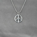 Collar con colgante símbolo de la paz pulido de acero inoxidable con elegante cadena de caja - Colgante + Cadena a Juego