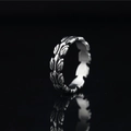 Retro punk titanium steel ring with embossed wheat ear design and vintage silver finish - US 7 / Antique Silver