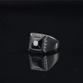 Vintage herenring van titaniumstaal met zwarte edelsteen en Grieks patroon - Zwartkleurig Zwarte Steen