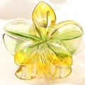 Pinza para el pelo con flor de frangipani y pétalos de resina degradados amarillo y verde - Grande / Degradado Amarillo y Verde