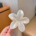 Elegante molletta per capelli a fiore di frangipane bianco perlato con finitura lucida - Fiore Singolo Bianco Perlato (A)
