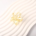 Pince à cheveux fleur de frangipanier jaune irisé avec finition perle nacrée - Style Frangipanier (4cm) / Jaune Irisé