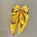 Elegante lazo para el pelo amarillo brillante con estampados de mariposas y cintas largas - Amarillo