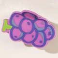 Pince à cheveux mignonne en forme de raisin violet en PVC avec un design de fruit - Raisins