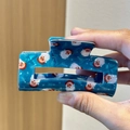 Pince à cheveux carrée bleu marine avec imprimé Père Noël et motif de branches de sapin de Noël - Style Père Noël Bleu Foncé (3)