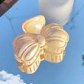 Iridescent light yellow plumeria hair claw clip with a pearlescent gradient finish - Bow-5 (Iridescent Light Yellow)