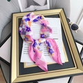 Zijden sjaal met bloemen en paarse ruitjes, elegant gevouwen voor dames - 70*70cm / Roze Paars