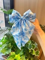 Hellblaue Schleifen-Haarspange mit Seestern- und Muscheldruck und langen Bändern - Blau