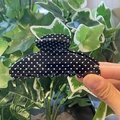 Molla per capelli a pois neri e bianchi lucidi per acconciature eleganti e chic - Nero