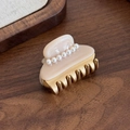 Elegant cream resin hair claw clip with golden base and pearl embellishments - Beige - Small