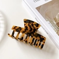 Classic tortoiseshell leopard print acetate hair claw clip with a square large design - Tortoiseshell Brown-7.5cm