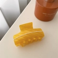 Elegante pinza de pelo en acetato amarillo con textura de mármol y perlas blancas - Amarillo Dorado Mármol