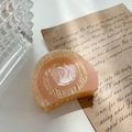 Haarklem van acetaat in roze en beige met vintage spiraalvormige textuur - 6.2cm / Lollyvorm