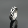 Anello in acciaio inossidabile intrecciato retrò con finitura ossidata e stile industriale - US 7 / Argento Antico
