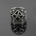 Anello punk vintage in acciaio al titanio con cinque stelle e finitura argento retrò - US 8 / Argento Antico