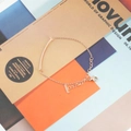 Elegante pulsera de barra de sonrisa en oro rosa con cadena fina ajustable y cierre - Oro rosa