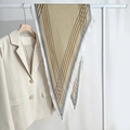 Beiger und kaffeebrauner Seidenschal mit Linienmuster und Rautenform für Damen - 170cmx50cm / Khaki