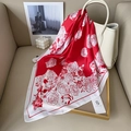 Elegante rode en witte zijden sjaal met rozenpatronen en Mickey-silhouet - Rood