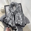 Modieuze sjaal met pied-de-poule en rozenprint in elegante zwart-grijze tinten - Zwarte Rand (LM413-1) / Eén maat