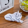 Pearlescent white acetate puppy dog hair claw clip with marble texture for women - Medium / White Wolf Texture