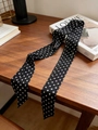 Sciarpa sottile in seta di gelso a pois neri per capelli o accessorio da collo - Polka Dot Nero